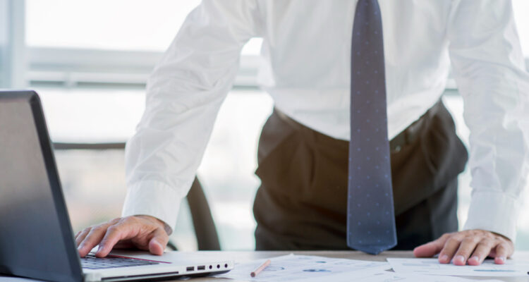 un professionnel de l'audit en entreprise